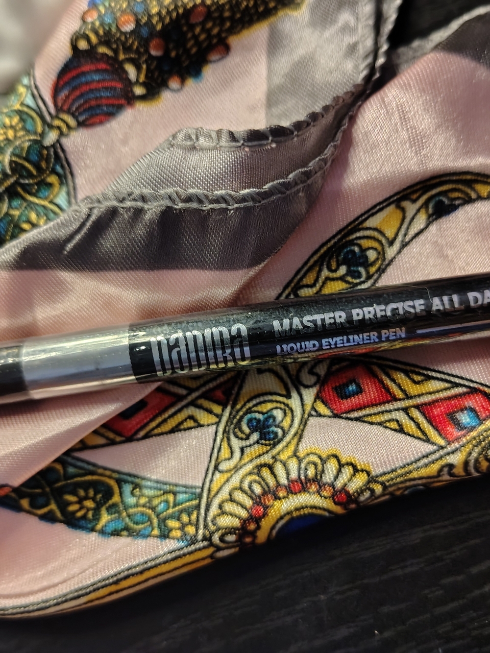 Master Precise Liquid Eyeliner Pen - Silver